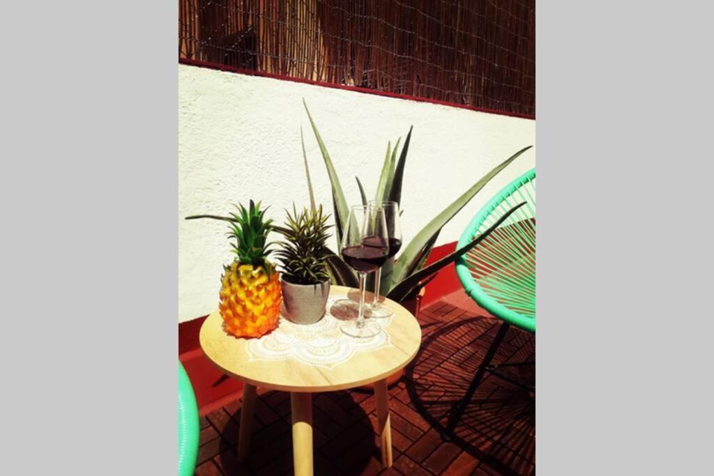 M4 Cool Terrace. 1 Min To Metro. 15 Min To Center Apartamento Esplugues de Llobregat Exterior foto