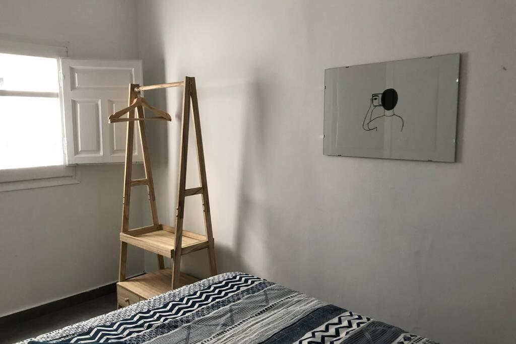 M4 Cool Terrace. 1 Min To Metro. 15 Min To Center Apartamento Esplugues de Llobregat Exterior foto